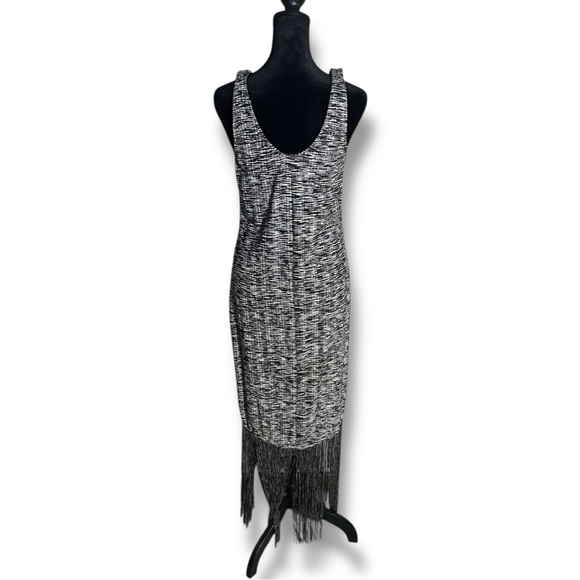Zara Trafaluc Chic Black and White Knit Sleeveless High-Low Fringe Midi Dress - Picture 8 of 16